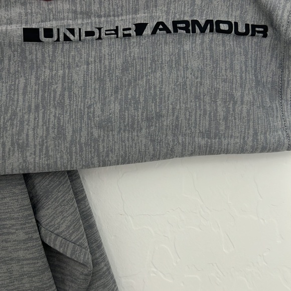 Under Armour Lightweight Hooded Sweatshirt - Picture 5 of 5